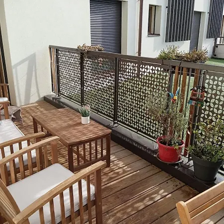 Modern - 2 Bedrooms Bozel